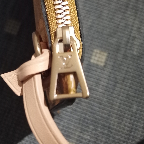 Immaculate & UNUSED LV Jeff Koons Masters Series Fragonard Neverfull Pochette - Picture 7 of 12